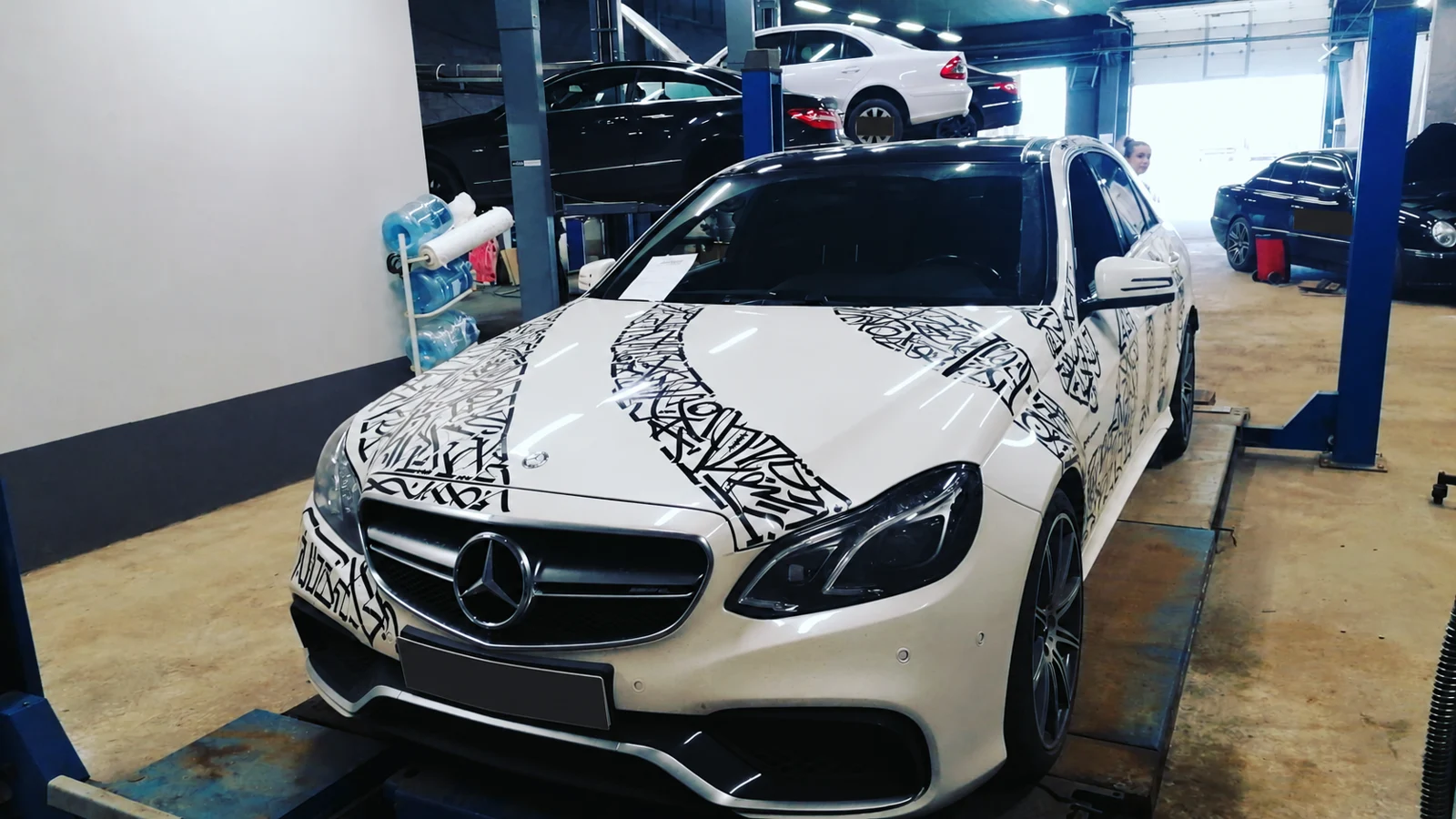 Автомобиль в ремзоне